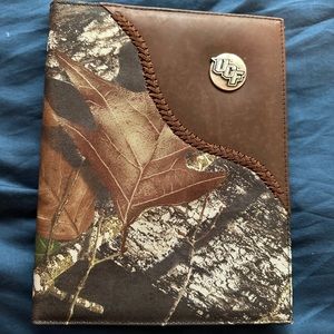 UCF Camo and Leather 4 x 6 Photo Album